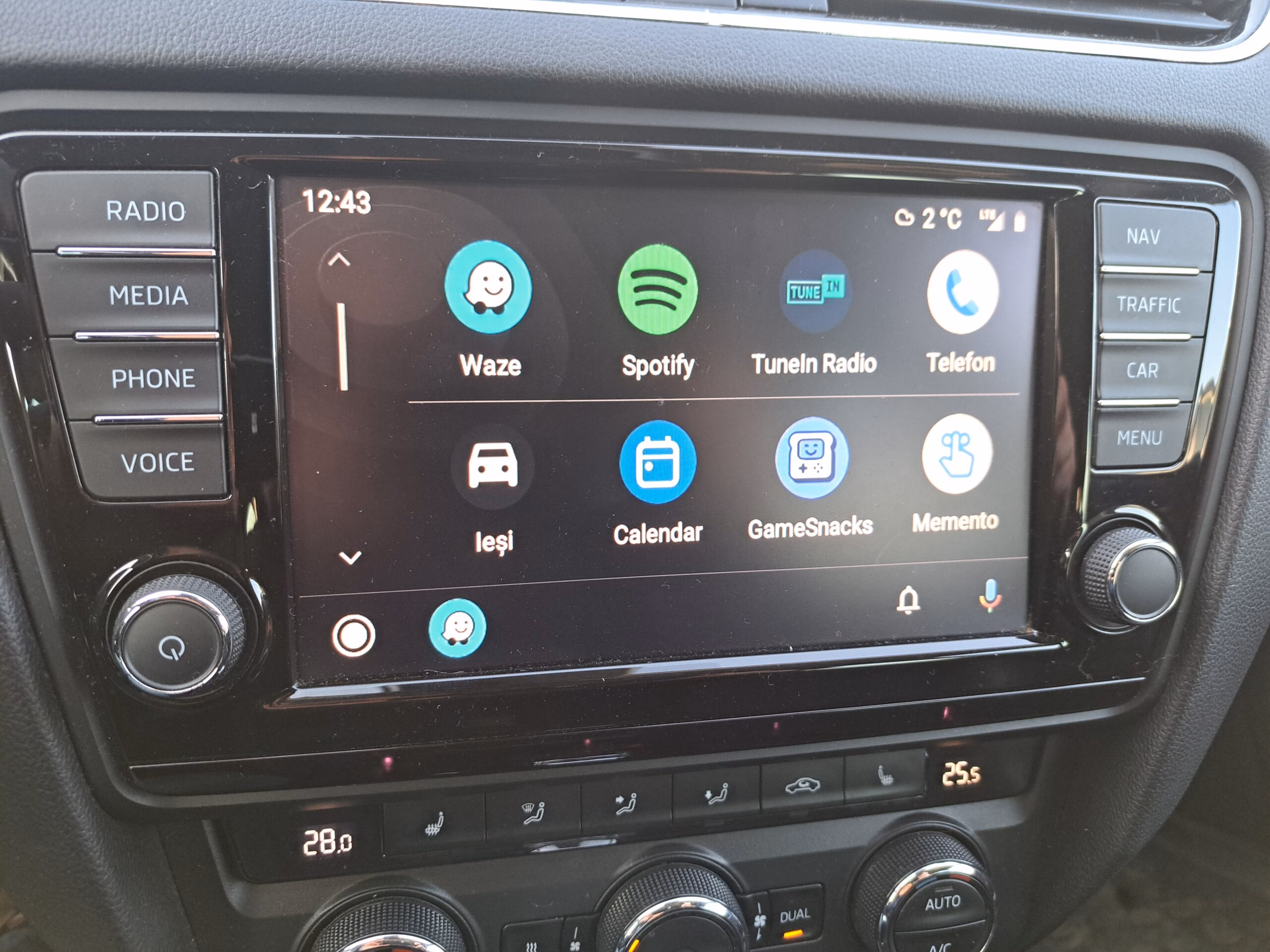 Wireless Carplay, Android Auto for VW MIB1/MIB2/MIB2.5 (2012-2021), with Mirror Link and front-rear camera input - Image 11