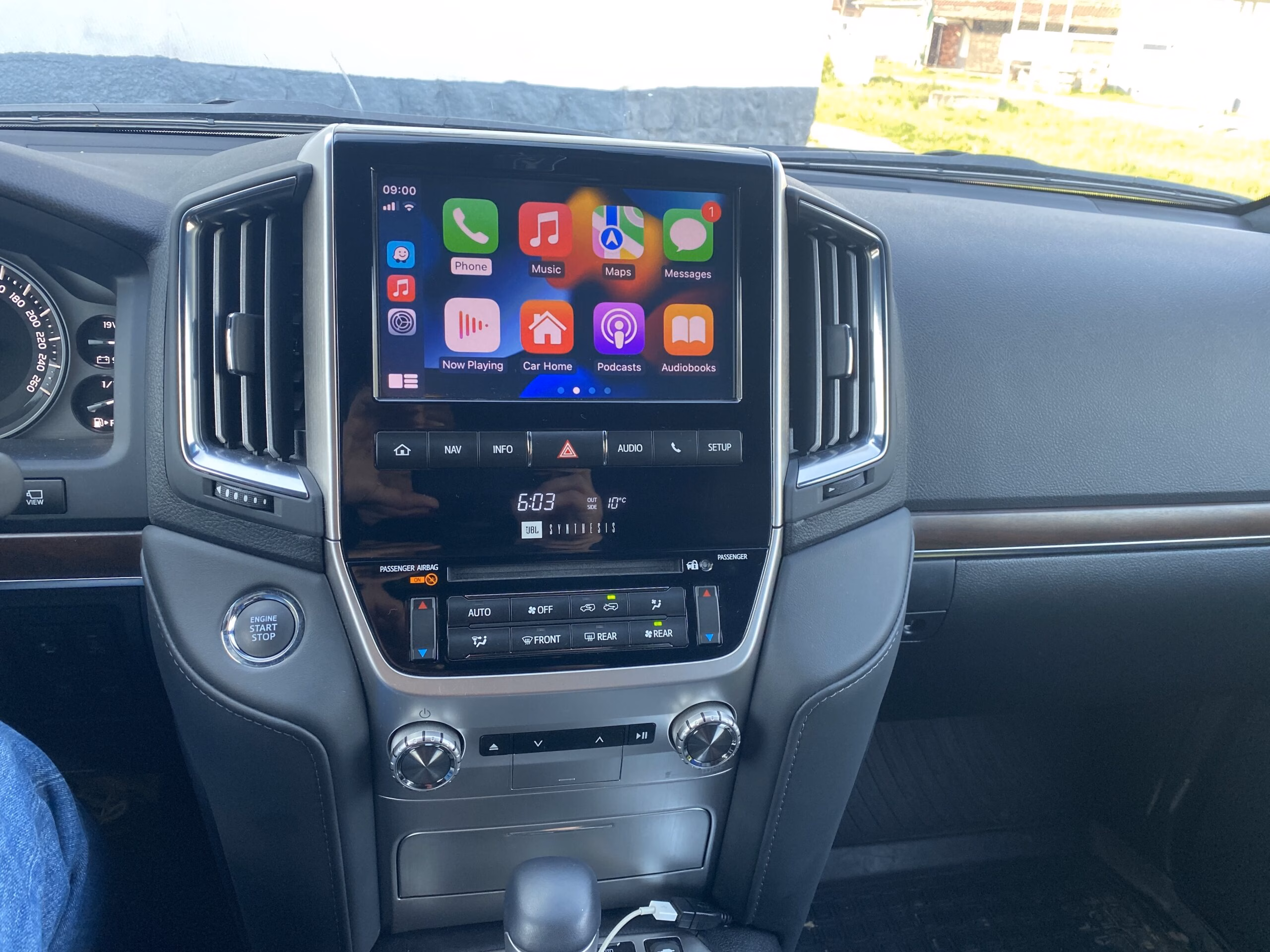 Wireless Carplay-Wireless Android Auto and Mirror Link for Toyota Land Cruiser J200 2016-2019, Lexus GX 2014-2022, etc...